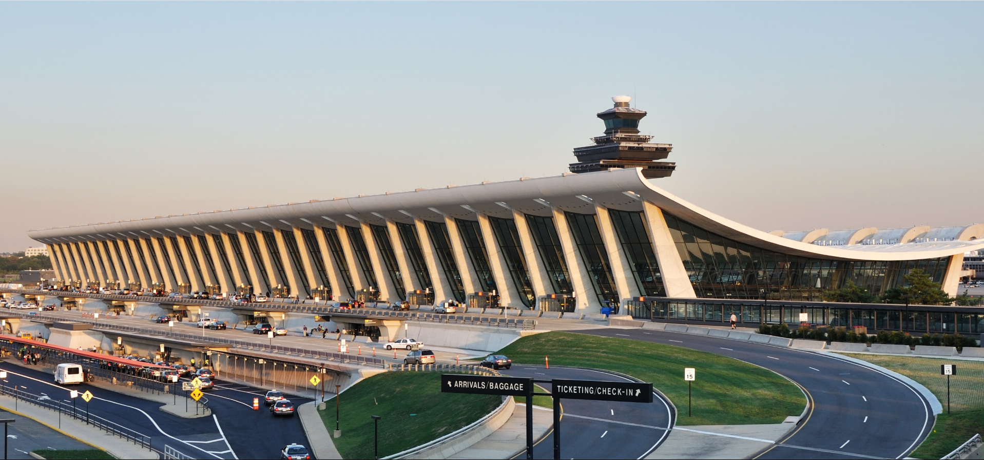Brussels Airport tekent MoU voor nieuwe farmacorridor met Washington Dulles