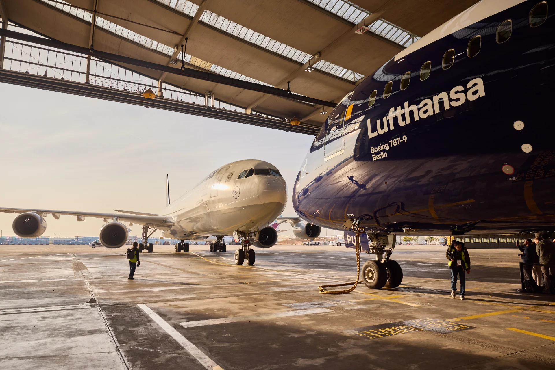 Laatste commerciële vlucht van Lufthansa A340-600 geland in Frankfurt